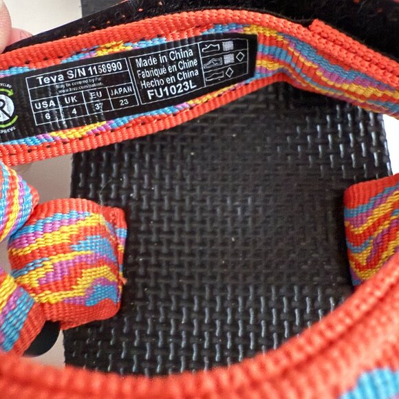 NWT Teva Original Universal Revive Multicolor Women’s Strap Sandals Size 6 - Picture 11 of 12